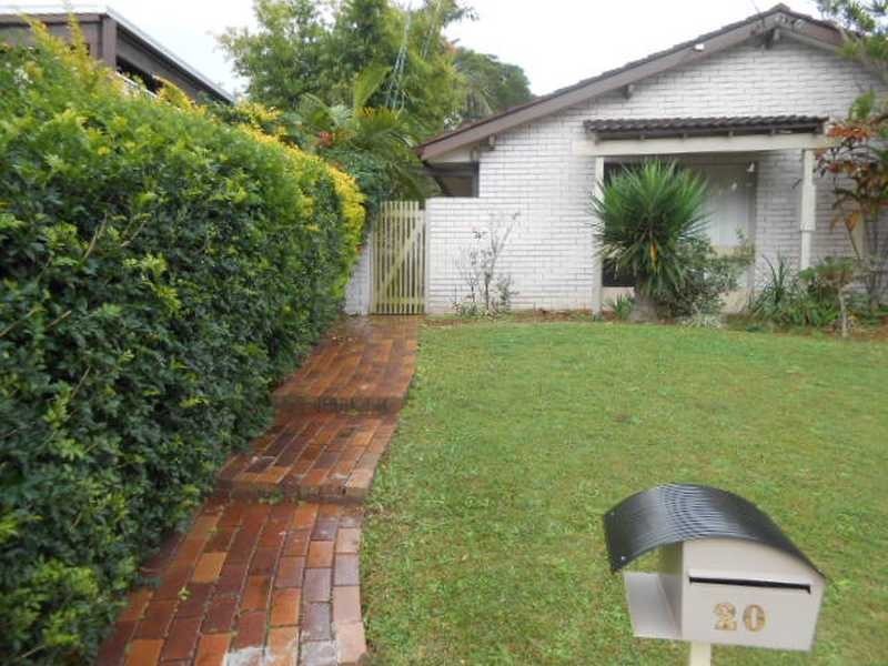 20 Glen Frew Street, Kenmore QLD 4069