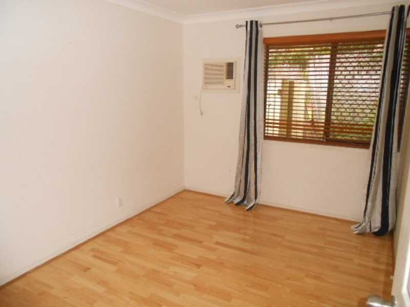 20 Glen Frew Street, Kenmore QLD 4069