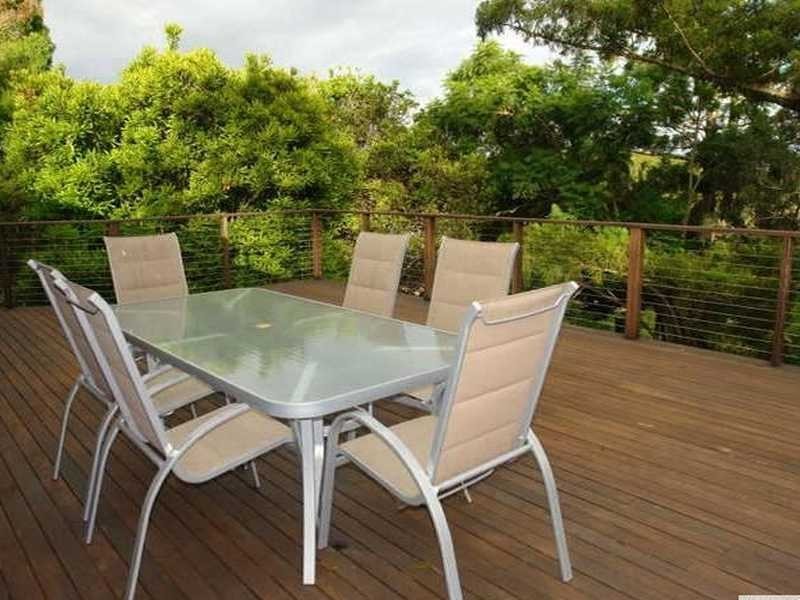 6 Vyner Street, Pinjarra Hills QLD 4069