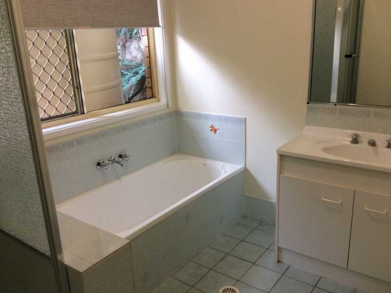 55 Cedarleigh Road, Kenmore QLD 4069
