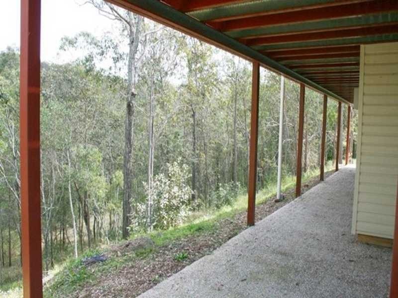 52 Banksia Road, Mount Crosby QLD 4306