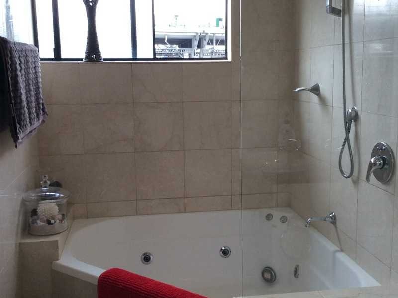 63/161 Main Street, Kangaroo Point QLD 4169