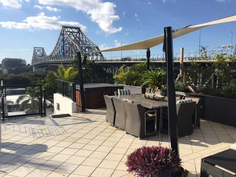 63/161 Main Street, Kangaroo Point QLD 4169