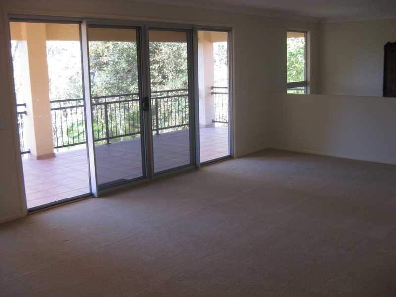 Kenmore Hills QLD 4069