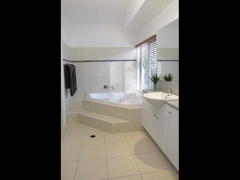 Pullenvale QLD 4069