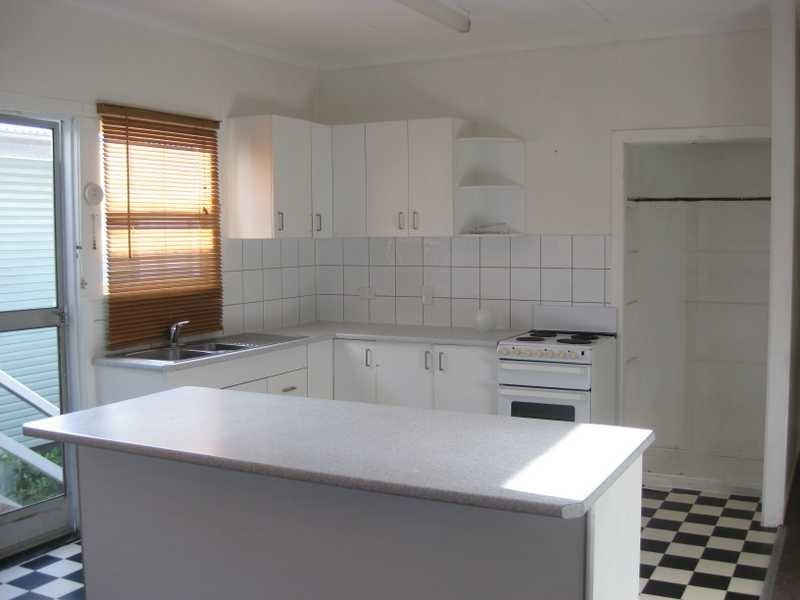 31 Henry Street, Chapel Hill QLD 4069