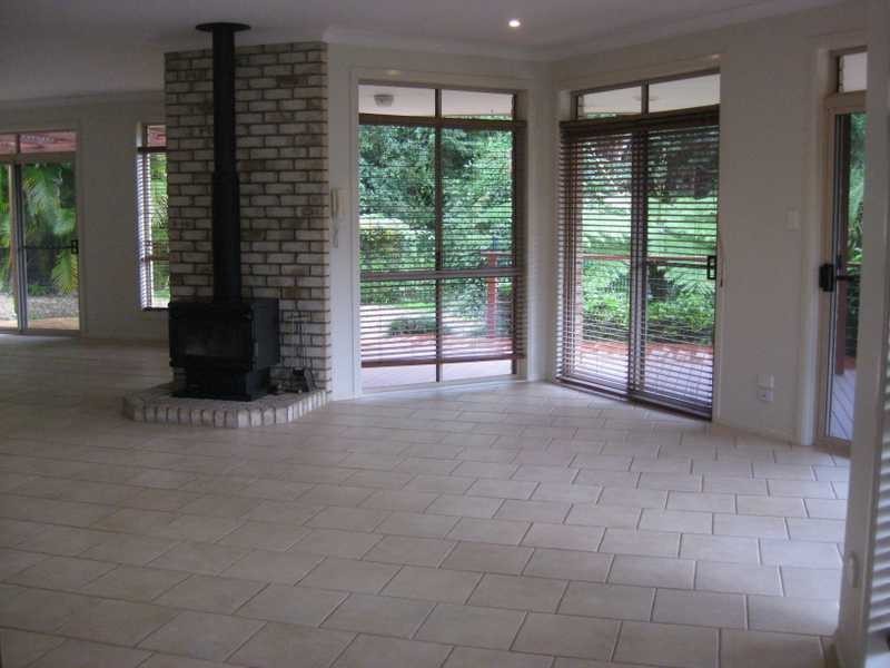 Kenmore Hills QLD 4069