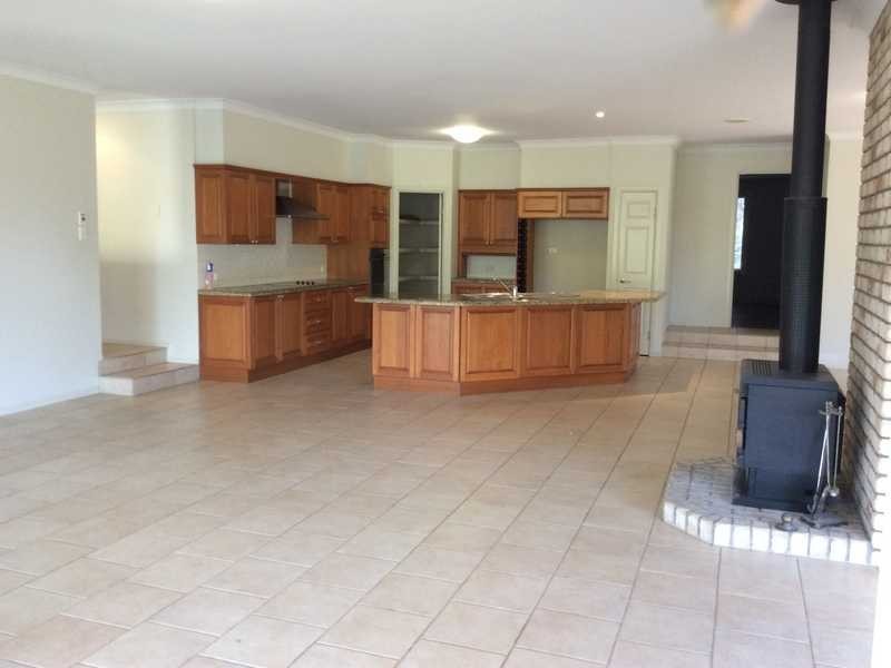 Kenmore Hills QLD 4069