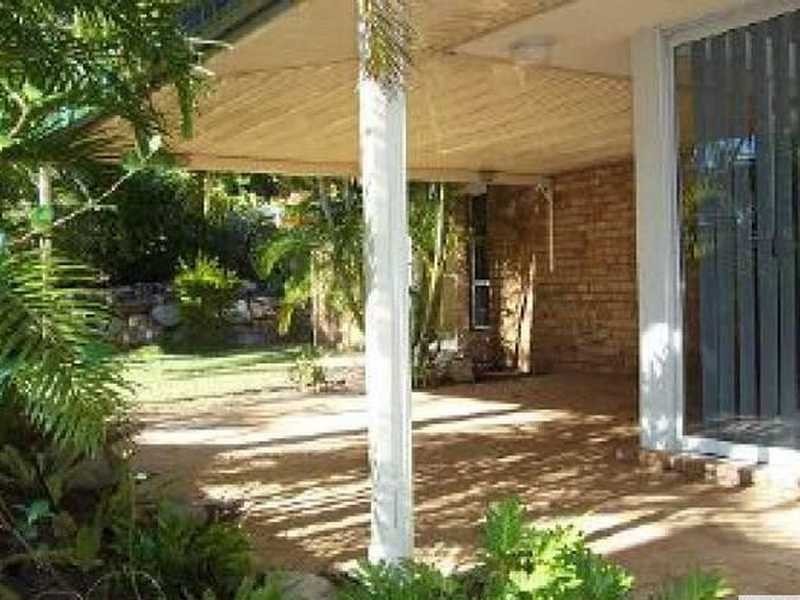 10 Taralye Place, Chapel Hill QLD 4069