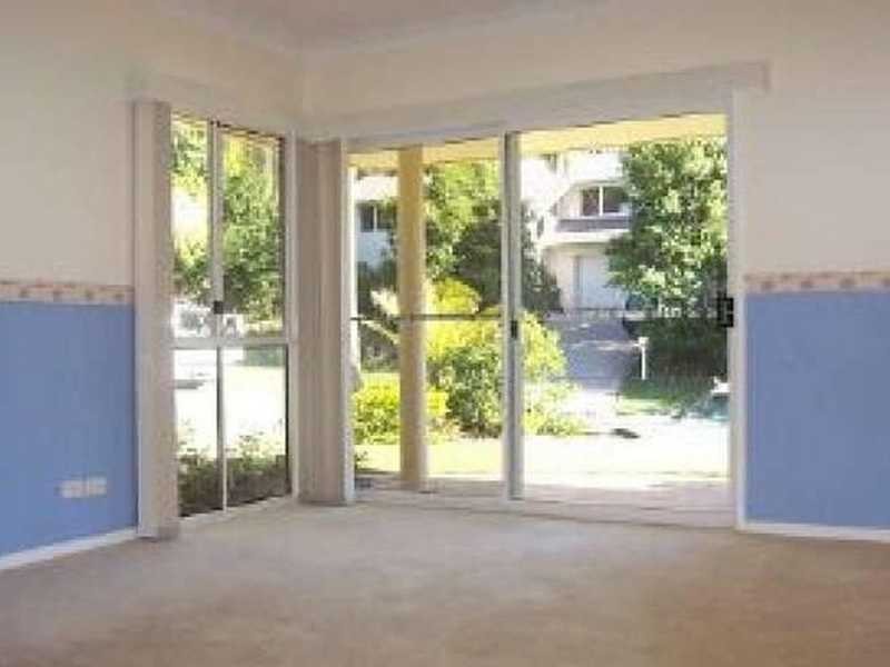 10 Taralye Place, Chapel Hill QLD 4069