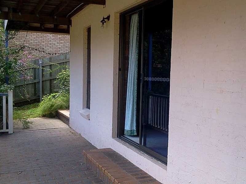 36 Nankoor Street, Chapel Hill QLD 4069