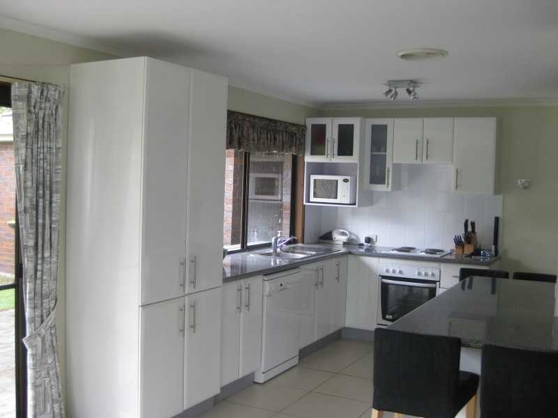 48 Tillbrook St, Chapel Hill QLD 4069