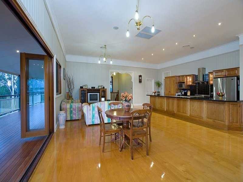 139 Huntingdale Street, Pullenvale QLD 4069