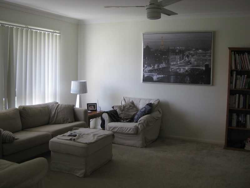 36 Golden Crest Place, Bellbowrie QLD 4070