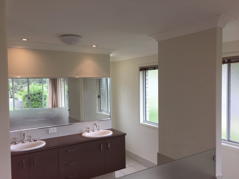 55 Regency Crescent, Moggill QLD 4070