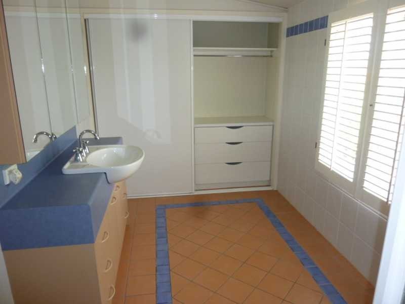 22 Advanx  Street, Kenmore Hills QLD 4069