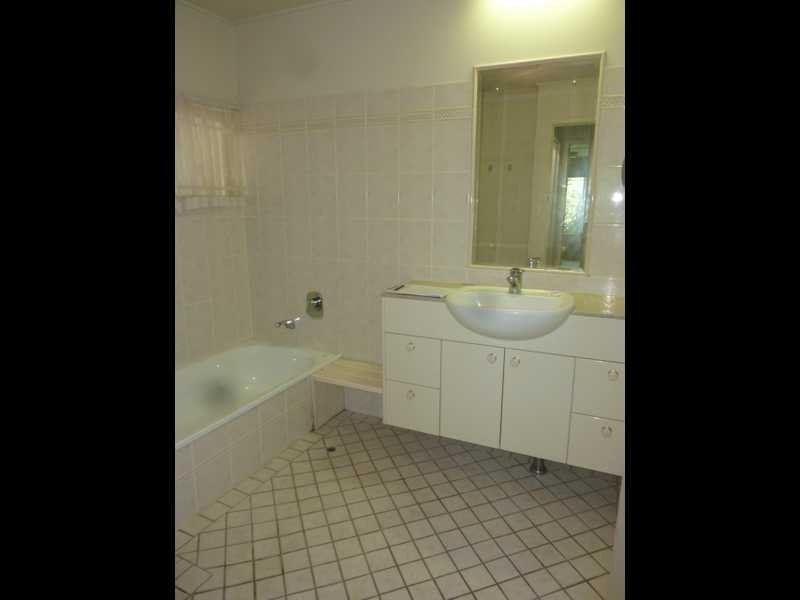 22 Advanx  Street, Kenmore Hills QLD 4069