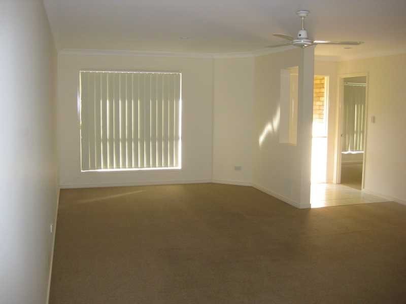 119 Joseph Avenue, Bellbowrie QLD 4070