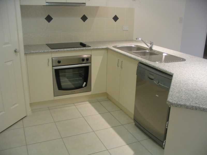 119 Joseph Avenue, Bellbowrie QLD 4070