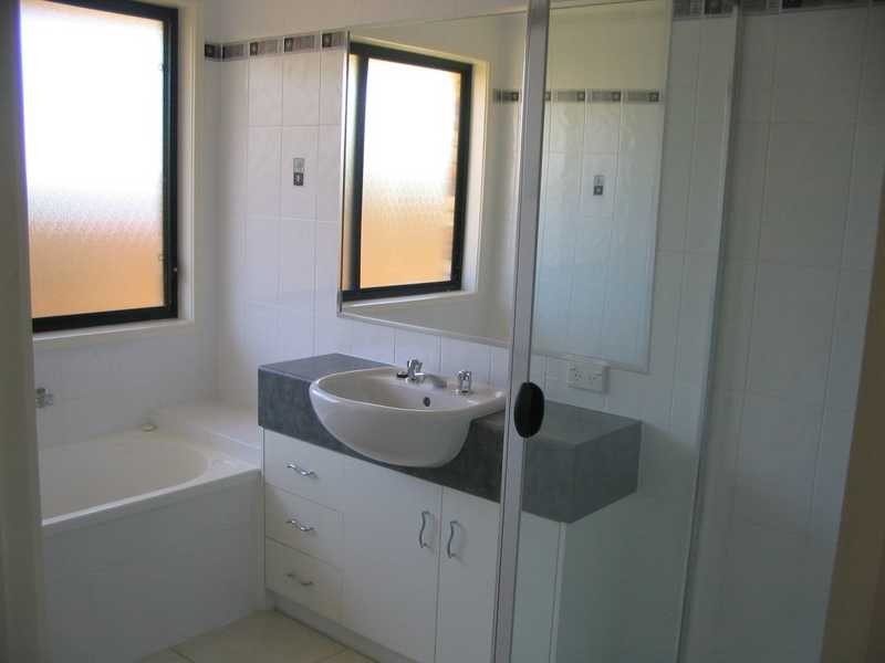 119 Joseph Avenue, Bellbowrie QLD 4070