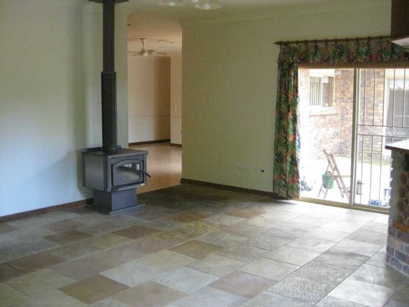 8 Boxthorn Street, Bellbowrie QLD 4070