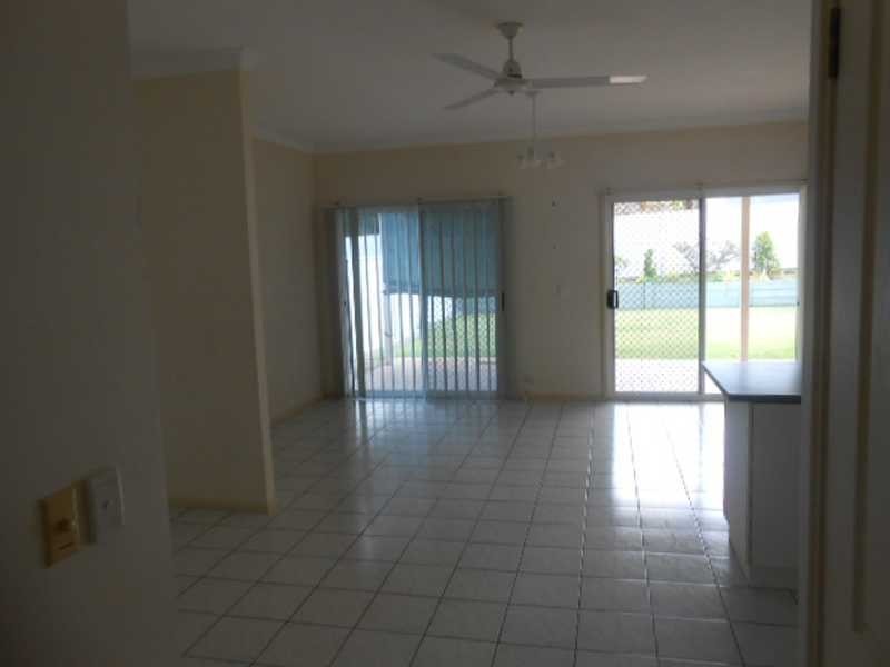 7a Jewel Street, Kenmore QLD 4069