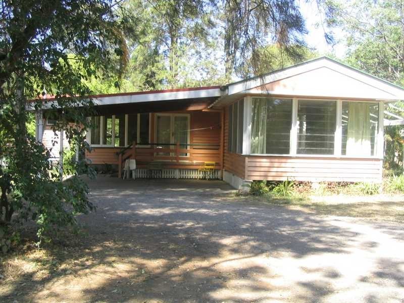 Pinjarra Hills QLD 4069