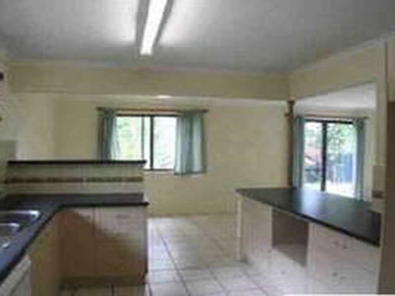 Chapel Hill QLD 4069