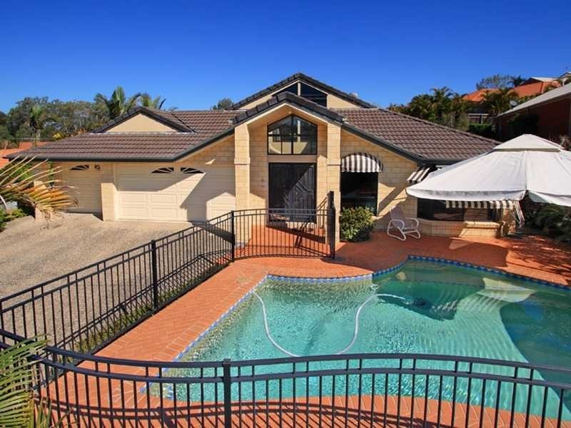 Brookfield QLD 4069