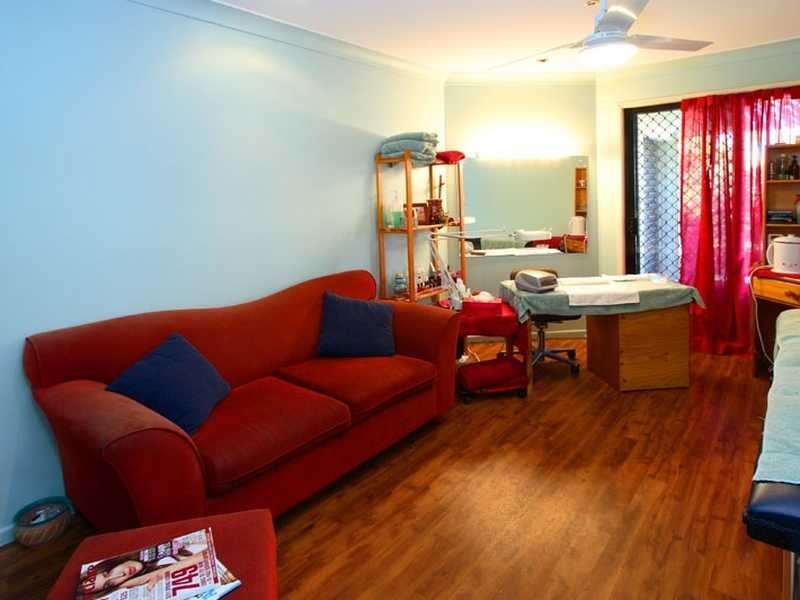 Brookfield QLD 4069