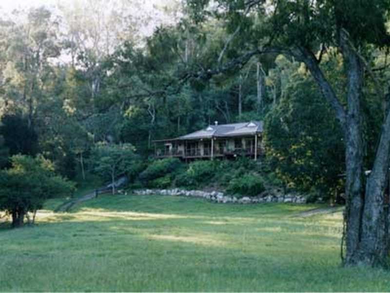 Kenmore Hills QLD 4069