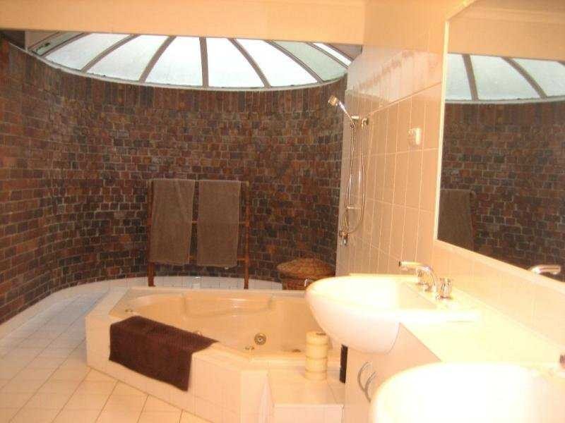 Kenmore QLD 4069