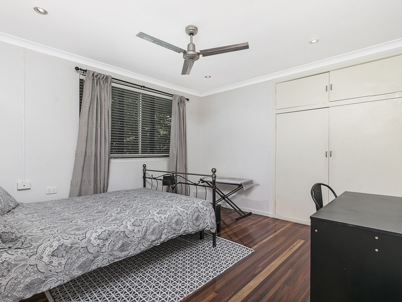 13 Meagan Street, Kenmore QLD 4069