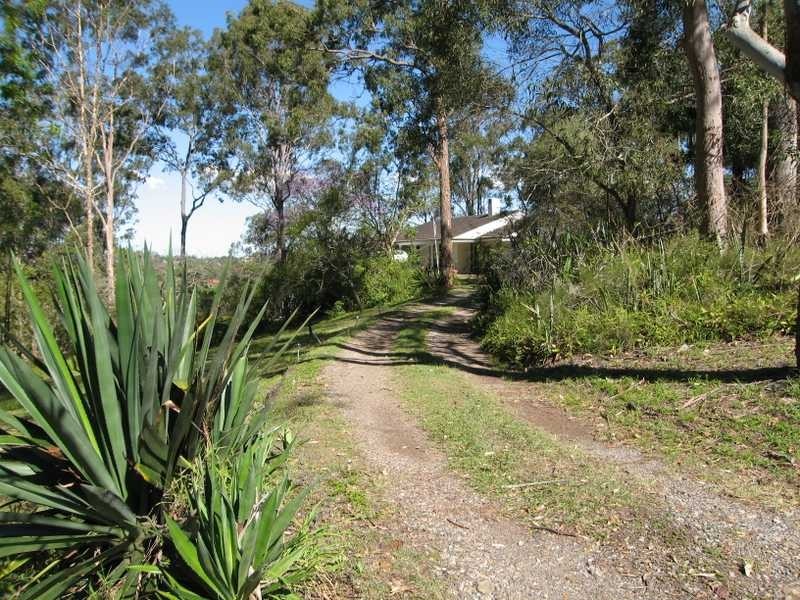 Kenmore Hills QLD 4069