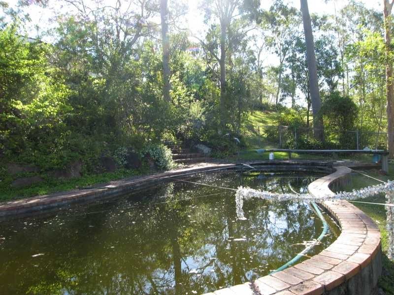 Kenmore Hills QLD 4069