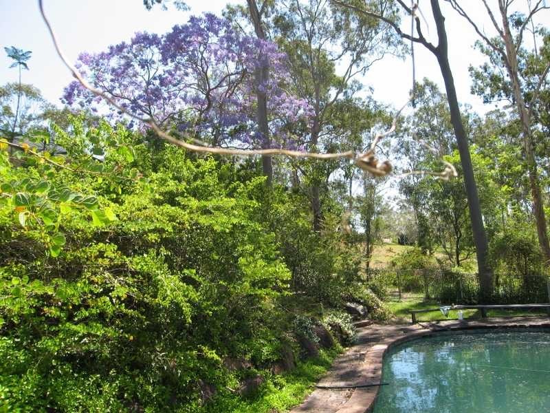 Kenmore Hills QLD 4069