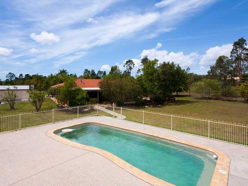 9 Lorikeet Court, Upper Caboolture QLD 4510