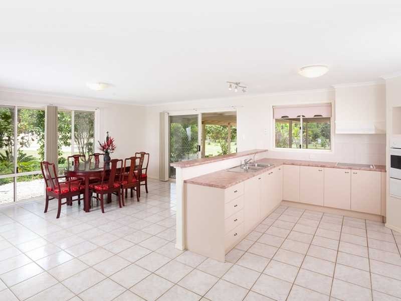 9 Lorikeet Court, Upper Caboolture QLD 4510