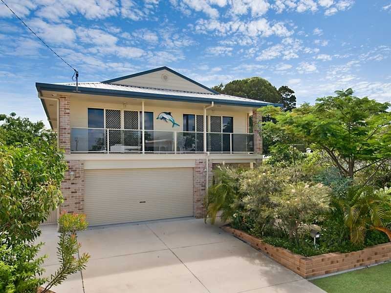 5 HUTCHINSON ST, Woorim QLD 4507