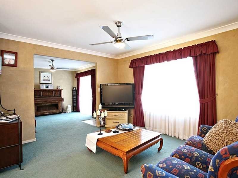 10 Marlay Court, Kallangur QLD 4503