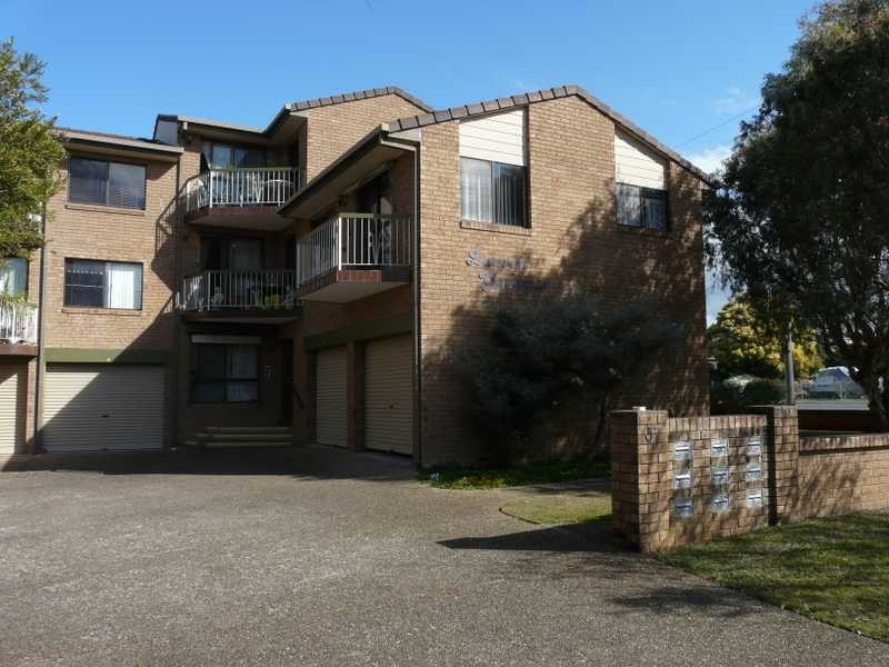 Unit 2/37 Grant Street, Redcliffe QLD 4020