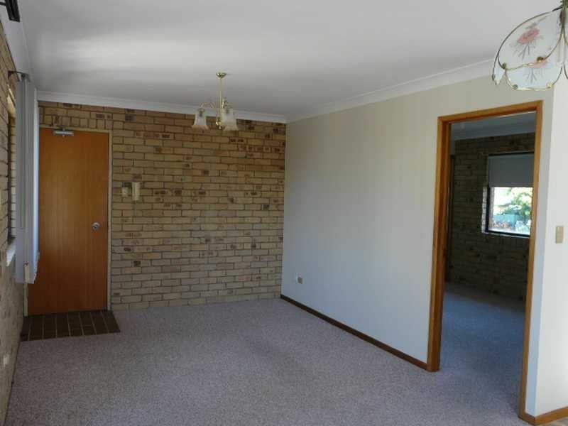 Unit 2/37 Grant Street, Redcliffe QLD 4020