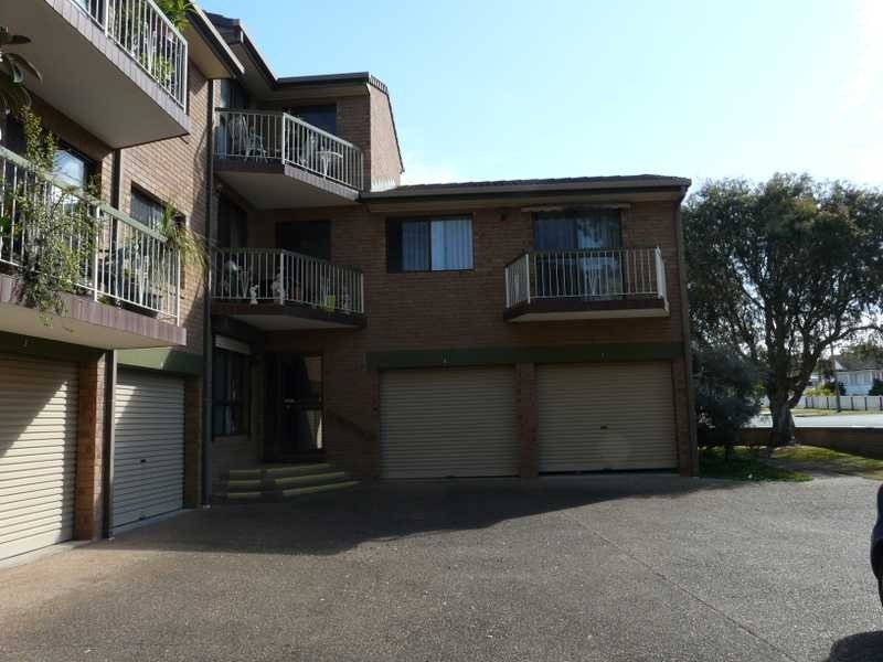 Unit 2/37 Grant Street, Redcliffe QLD 4020