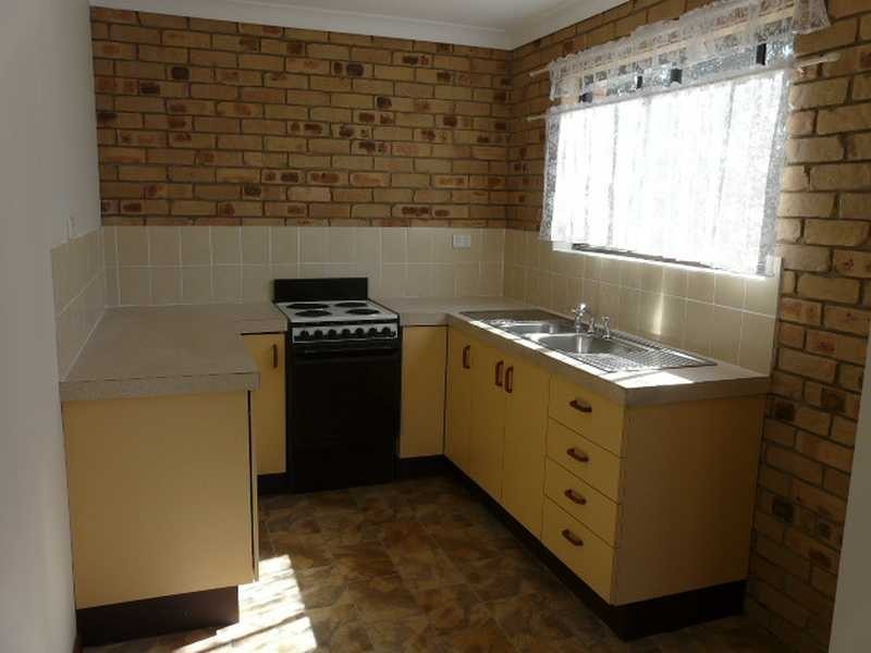 Unit 2/37 Grant Street, Redcliffe QLD 4020