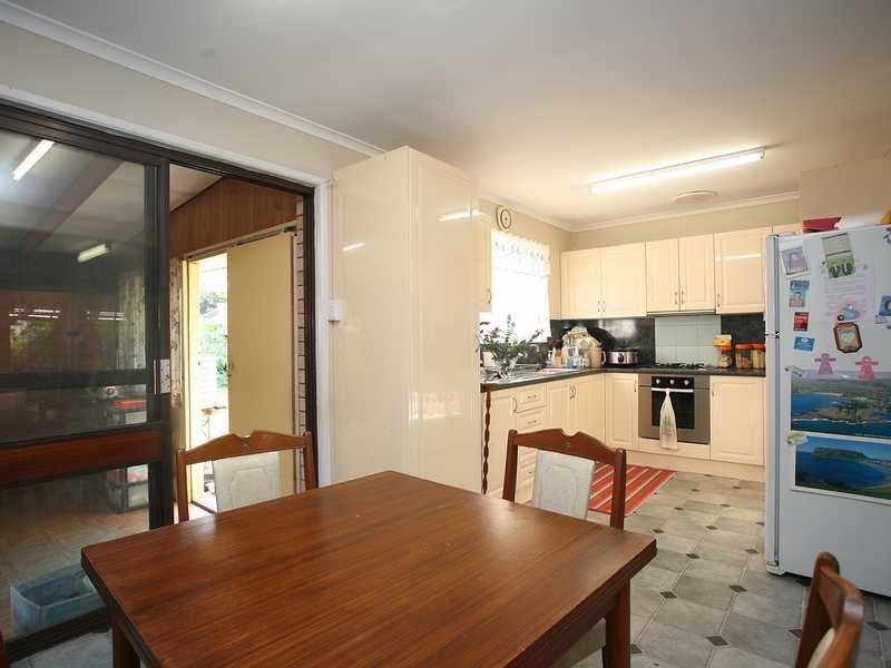 11 Ilonka Street, Deception Bay QLD 4508