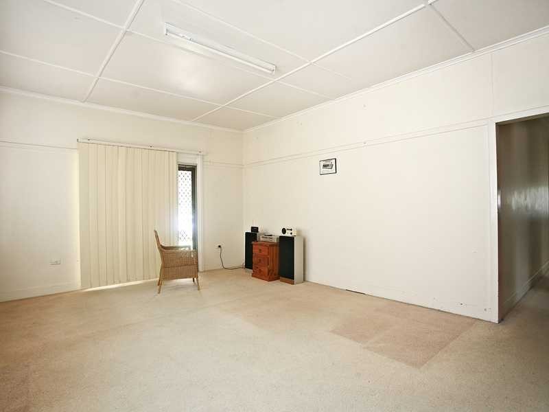 105 Southerden Street, Sandgate QLD 4017