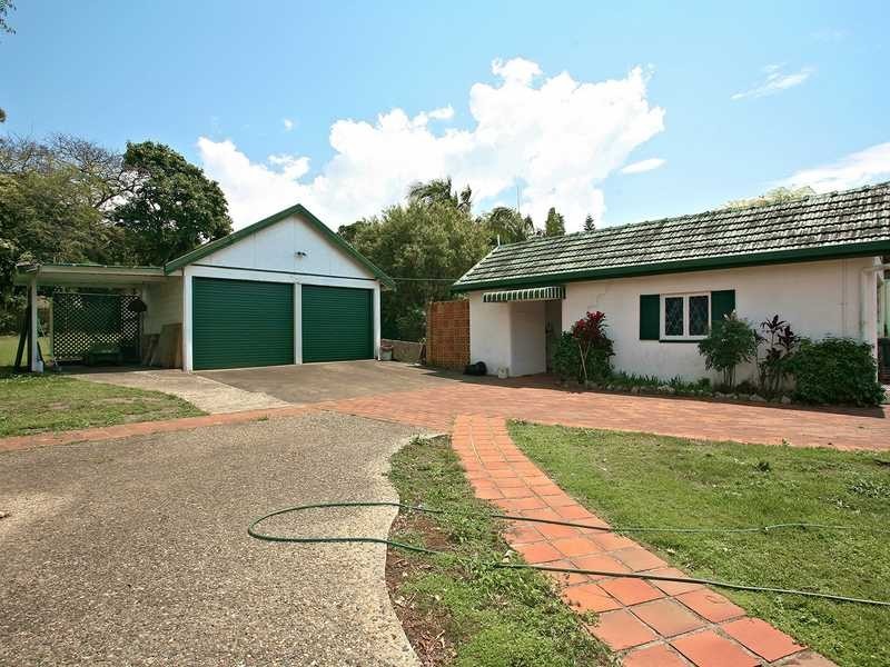 105 Southerden Street, Sandgate QLD 4017