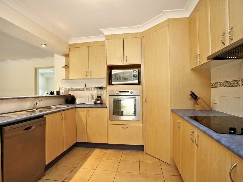 8 KALAMOUN CT, Dakabin QLD 4503