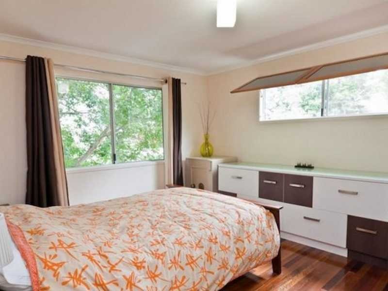 33 DAYBORO RD, Petrie QLD 4502