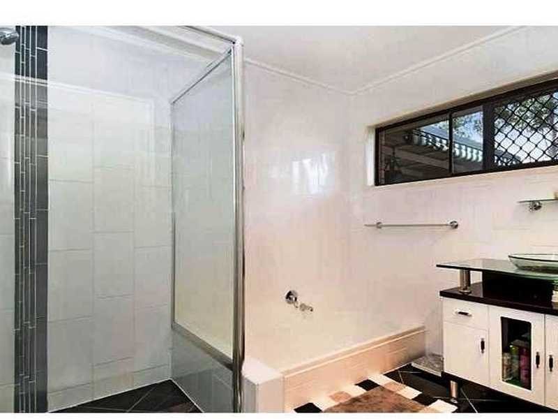 84 Kippa Street, Kippa-ring QLD 4021